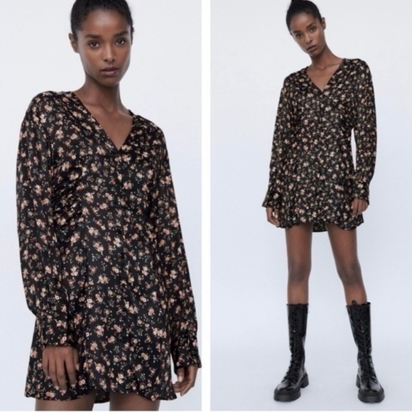 Zara Dresses & Skirts - Zara Floral Print Mini Dress Black Medium Button Front